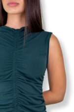 Ανώνυμο σχέδιο πρασινο φορεμα με σουρες – 196